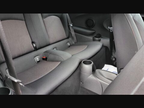 Mini Hatch ONE 18