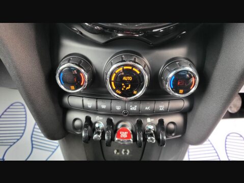Mini Hatch ONE 31