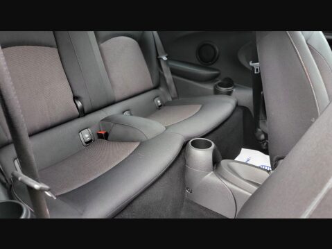 Mini Hatch ONE 18