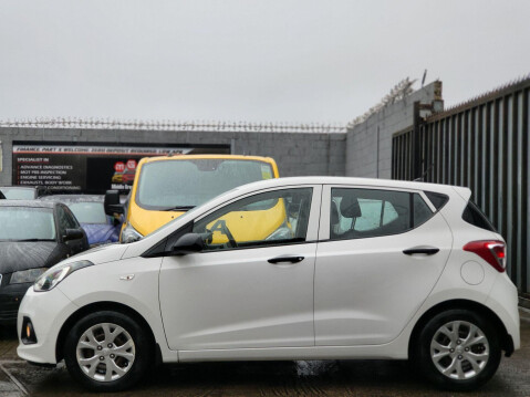Hyundai i10 S 23