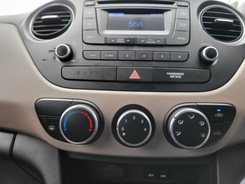 Hyundai i10 S 27
