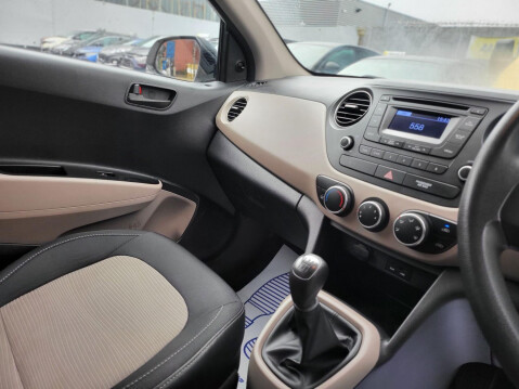 Hyundai i10 S 7