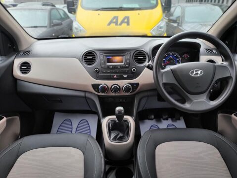 Hyundai i10 S 4