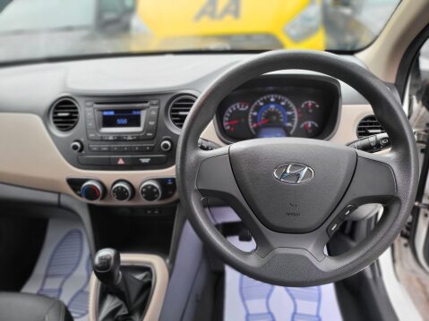 Hyundai i10 S 10