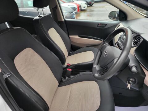 Hyundai i10 S 18