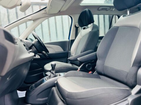 Citroen Grand C4 Picasso BLUEHDI FLAIR S/S 26