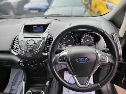 Ford Ecosport TITANIUM 22