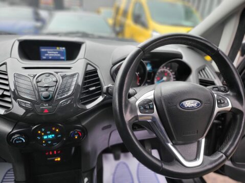 Ford Ecosport TITANIUM 33
