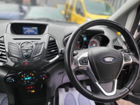 Ford Ecosport TITANIUM 33