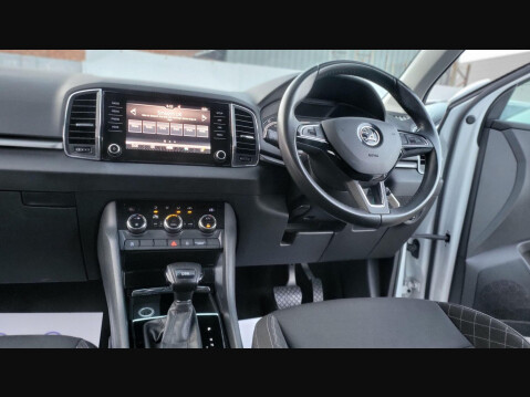 Skoda Karoq SE TSI DSG 14