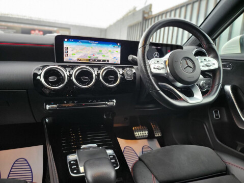 Mercedes-Benz A Class A 180 D AMG LINE EXECUTIVE 9