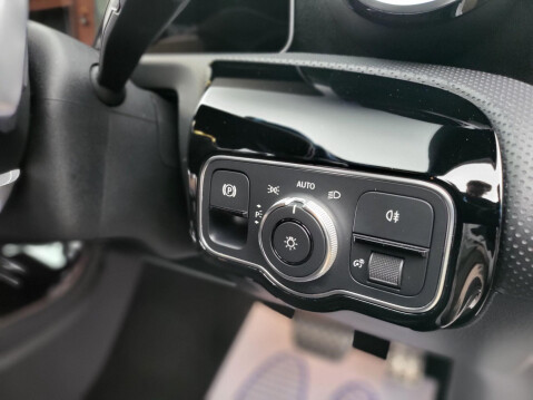 Mercedes-Benz A Class A 180 D AMG LINE EXECUTIVE 31