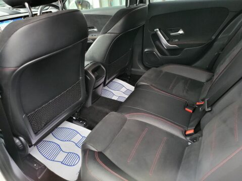 Mercedes-Benz A Class A 180 D AMG LINE EXECUTIVE 22