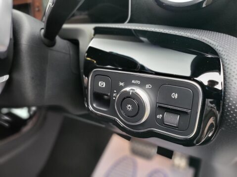 Mercedes-Benz A Class A 180 D AMG LINE EXECUTIVE 26