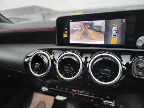Mercedes-Benz A Class A 180 D AMG LINE EXECUTIVE 27