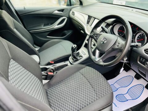 Vauxhall Astra TECH LINE NAV 6