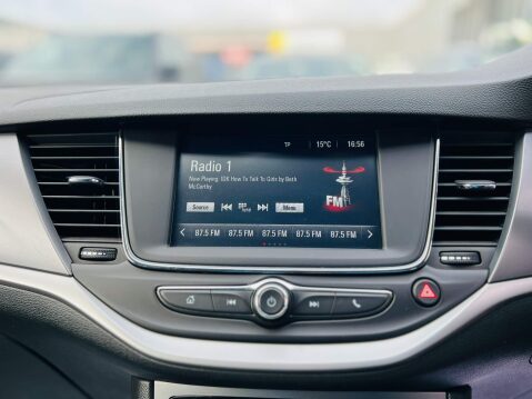 Vauxhall Astra TECH LINE NAV 28