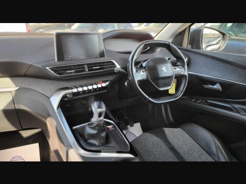 Peugeot 3008 BLUEHDI S/S ALLURE 13