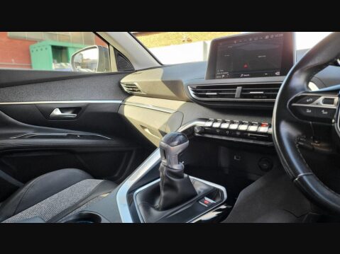 Peugeot 3008 BLUEHDI S/S ALLURE 16