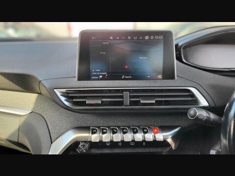 Peugeot 3008 BLUEHDI S/S ALLURE 26