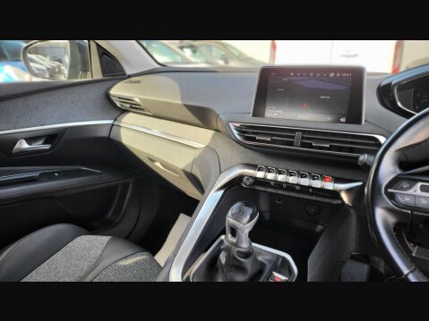 Peugeot 3008 BLUEHDI S/S ALLURE 20