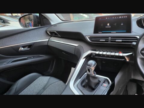 Peugeot 3008 S/S ALLURE 18