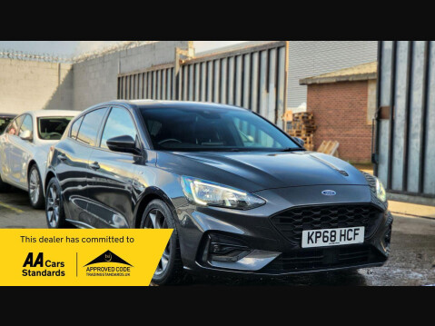 Ford Focus ST-LINE 1