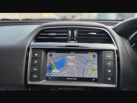 Jaguar XE PRESTIGE 14