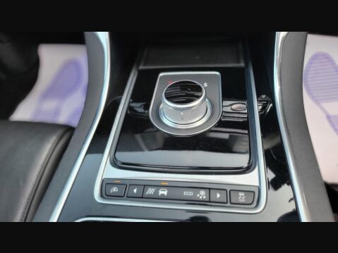 Jaguar XE PRESTIGE 22
