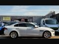 Jaguar XE PRESTIGE 12