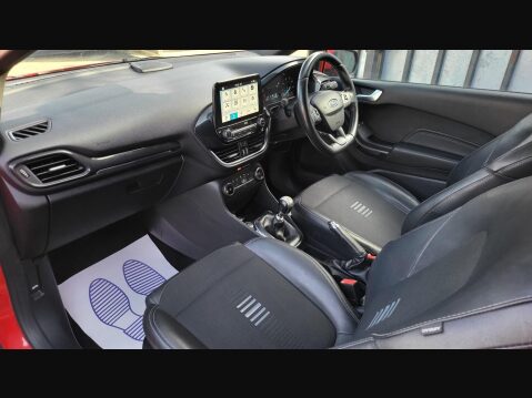 Ford Fiesta ST-LINE X 2