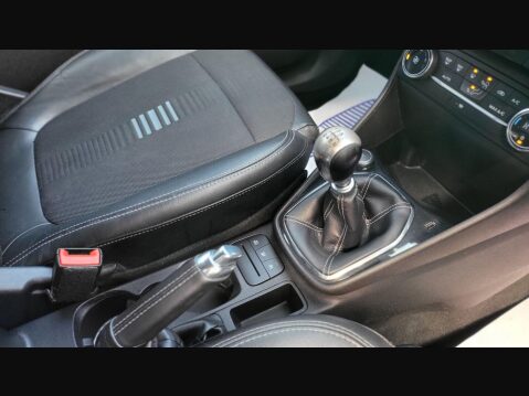 Ford Fiesta ST-LINE X 11