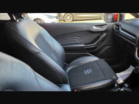 Ford Fiesta ST-LINE X 23