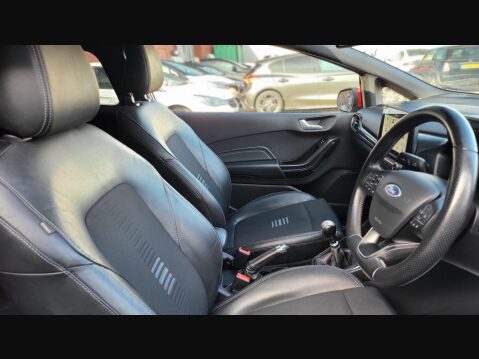 Ford Fiesta ST-LINE X 12