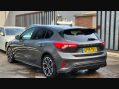 Ford Focus ST-LINE X 4