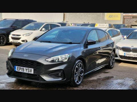 Ford Focus ST-LINE X 14