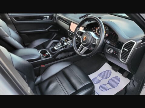 Porsche Cayenne V6 18