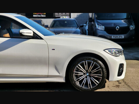 BMW 3 Series 330E M SPORT PHEV 6