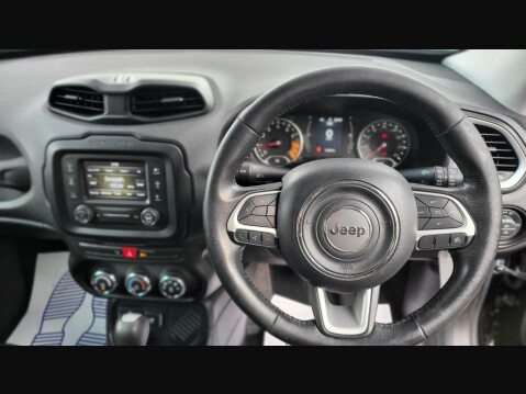 Jeep Renegade LONGITUDE 25