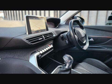 Peugeot 3008 BLUEHDI S/S ALLURE 11