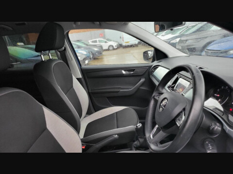 Skoda Fabia COLOUR EDITION TSI 17