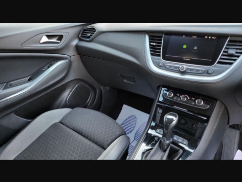 Vauxhall Grandland X SPORT NAV S/S 15