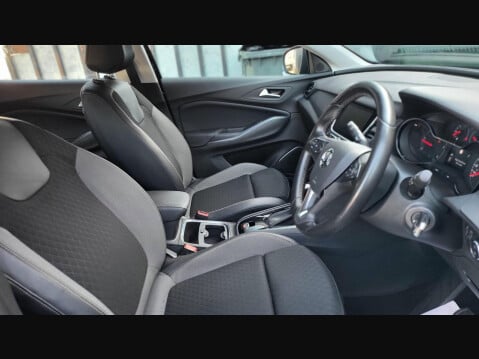 Vauxhall Grandland X SPORT NAV S/S 17