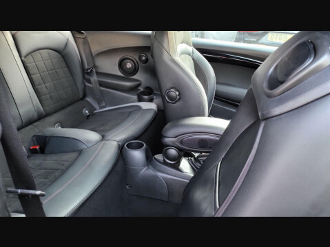Mini Hatch COOPER S SPORT 22