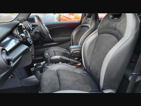 Mini Hatch COOPER S SPORT 20