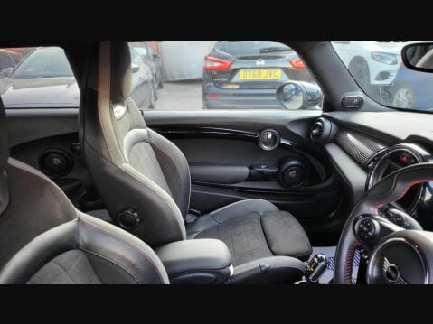 Mini Hatch COOPER S SPORT 16