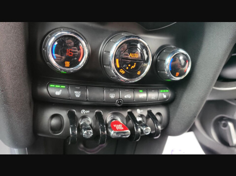 Mini Hatch COOPER SPORT 22