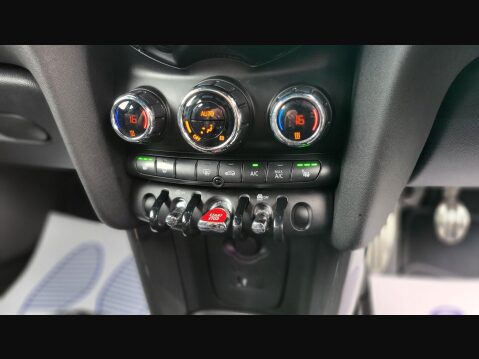 Mini Hatch COOPER SPORT 21