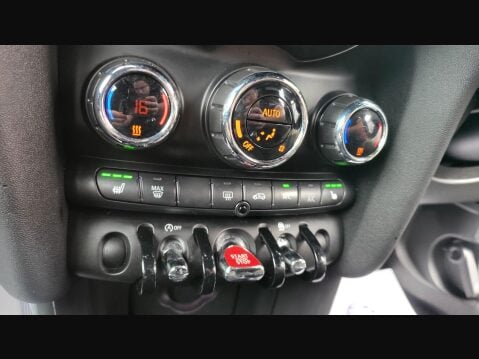 Mini Hatch COOPER SPORT 22