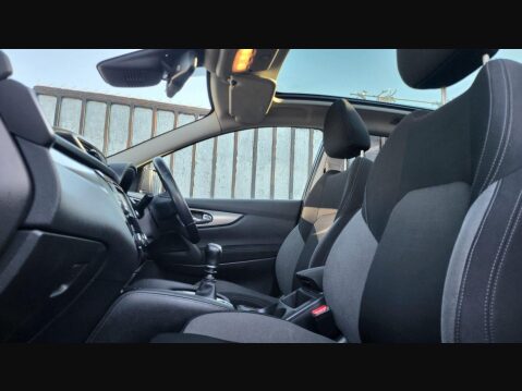 Nissan Qashqai N-CONNECTA DIG-T 33